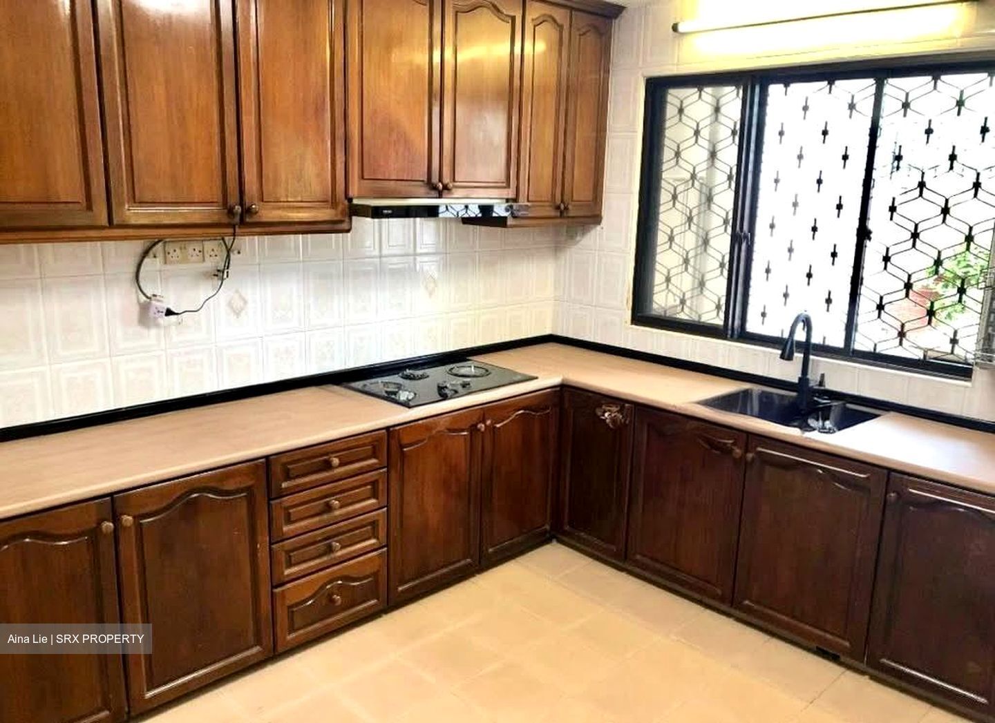 Sennett Estate (D13), Terrace #547649271